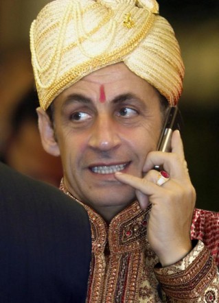 Sarkozistan Sarkozy téléphone