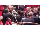 Assemblée pugilat Assemblée pugilat