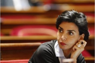 Cliquez pour zoomer : Dati - photo originale avec bague © François Bouchon/Le Figaro