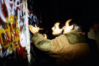 Cliquez pour zoomer : Sarkozy Berlin facebook