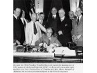 Signature du Banking Act Signature du Banking Act